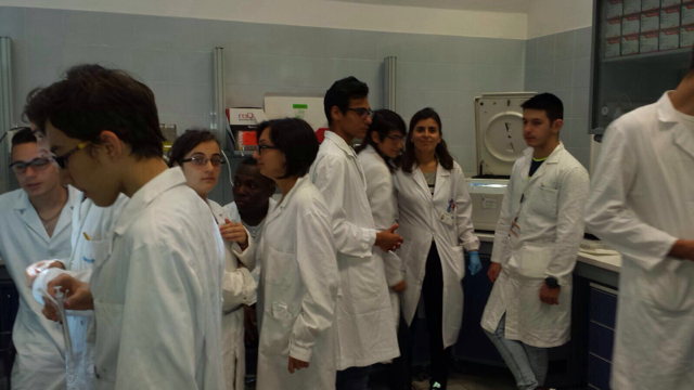 STUDENTI DELLISTITUTO ASCIONE
