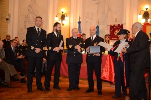 PREMIO ORIONE SPECIALE 2017 - Attestato di Benemerenza conferito al Capitano di Fregata ROSARIO MARCHESE, comandante in II°, ed ai Tenenti di Vascello SALVATORE TROVATO E TEOFILO TRAINA