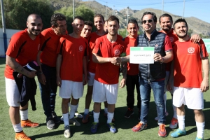 Vince il torneo di calcio a 5 la 