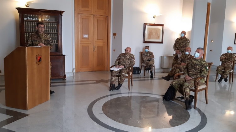 Il Comandante delle Forze Operative Sud dell’Esercito in Sicilia. Il generale di corpo d’armata Giuseppenicola Tota in visita istituzionale alle autorità e ai reparti di stanza nell’isola.