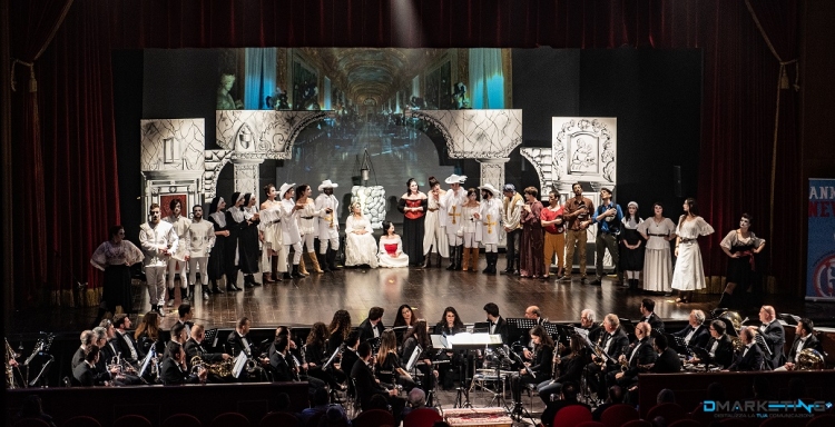 Barcellona Pozzo di Gotto: successo per “D’Artagnan e i tre moschettieri” prodotto dal Teatro Mandanici