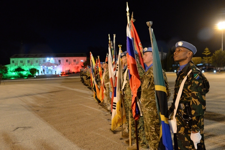 Passaggio di consegne tra i Caschi Blu della Brigata bersaglieri Garibaldi e la Brigata Aosta impiegati nella missione UNIFIL