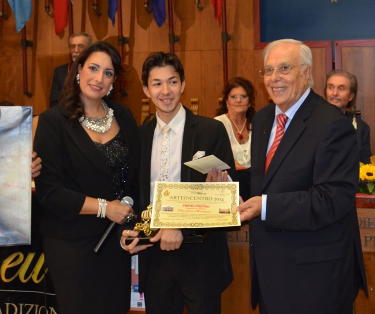 L’Associazione Culturale MessinaWeb.eu è lieta di comunicare il  vincitore del Primo Premio -nella sezione riservata alla Pittura- dell’Ottava Edizione del Premio Internazionale “Arteincentro 2014”.