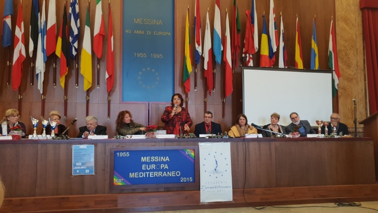 Cerimonia di premiazione al palazzo Zanca a Messina  con l&#039;Accademia Euromediterranea delle arti con Maria Teresa Prestigiacomo.  Premi Speciali.