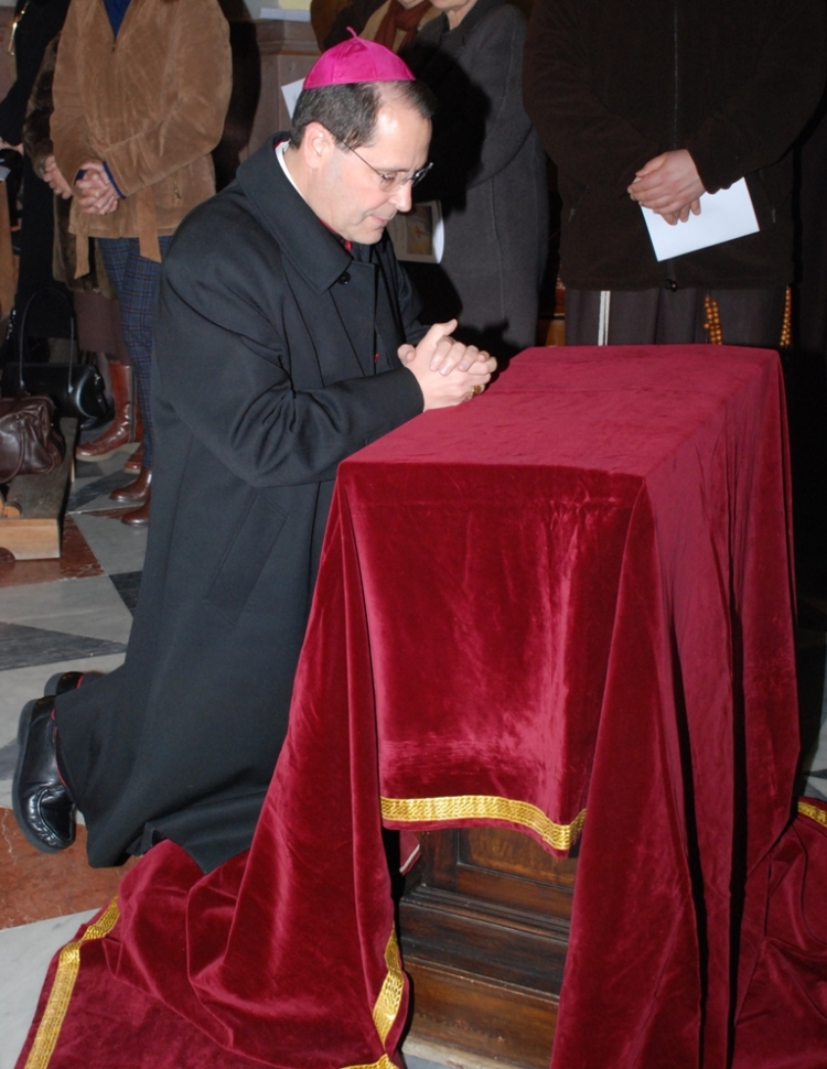 Messinaweb.eu solidale  con S. E. Monsignor Calogero La Piana.