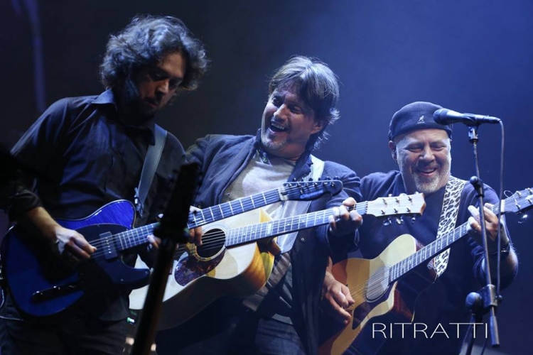 Cristiano De Andrè conquista il pubblico del Teatro Mandanici di Barcellona Pozzo di Gotto