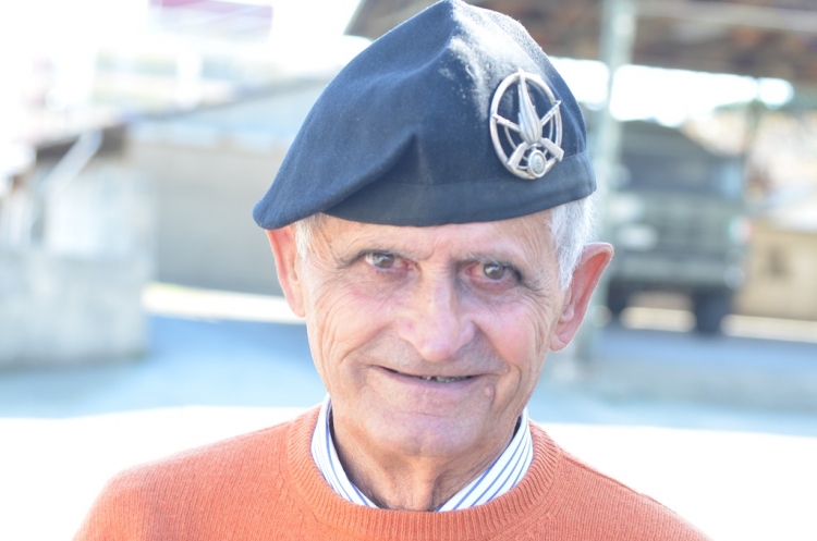 Coronato il sogno di nonno Alberto che rivive la leva di sessanta anni fa L&#039;Esercito e il sogno di nonno Alberto