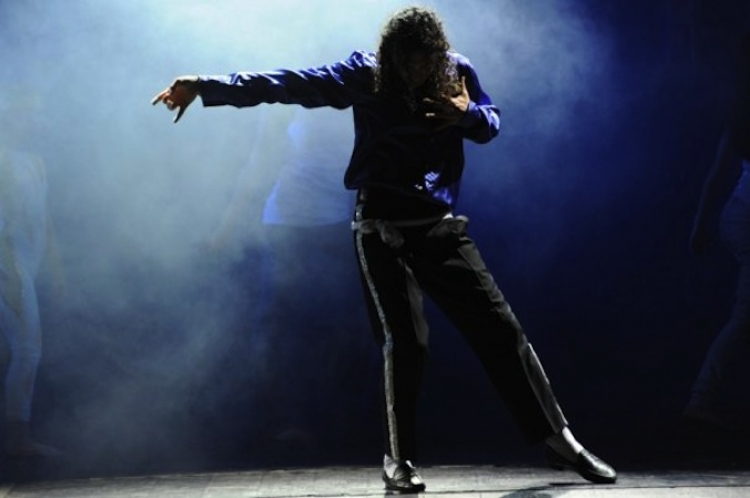 MICHAEL JACKSON DI NUOVO IN SCENA A ROMA CON “DANCING THE DREAM”
