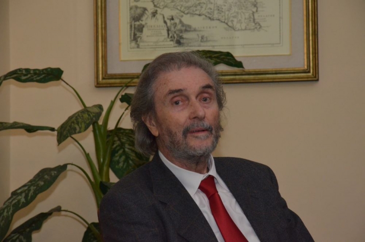 Una festa della poesia a Catania col professore Giuseppe Rando