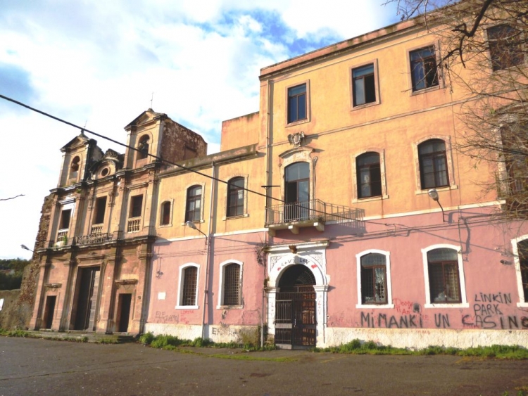 Barcellona Pozzo di Gotto: la Genius Loci consegna al Sindaco le firme raccolte per i Basiliani