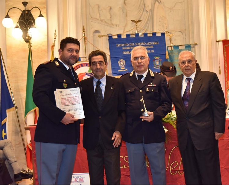 Premio Speciale Orione 2019 - &quot;Attestato di Benemerenza&quot; -  Assistente Capo Coordinatore MIRABELLO Luciano  e Assistente Capo IRRERA Ivan della POLIZIA DI STATO UFFICIO POLIZIA DI FRONTIERA MARITTIMA di MESSINA.