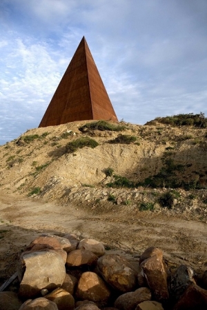 FONDAZIONE ANTONIO PRESTI - FIUMARA D’ARTE.  SOLSTIZIO D’ESTATE 21-24 GIUGNO 2018 - PIRAMIDE 38° Parallelo, Motta d’Affermo (ME)