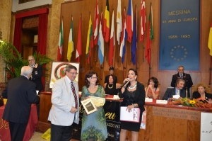 L’Associazione Culturale MessinaWeb.eu è lieta di comunicare il vincitore del TERZO PREMIO - nella sezione riservata alla Poesia in Italiano - “ Ottava Edizione del Premio Internazionale Arteincentro 2014” .