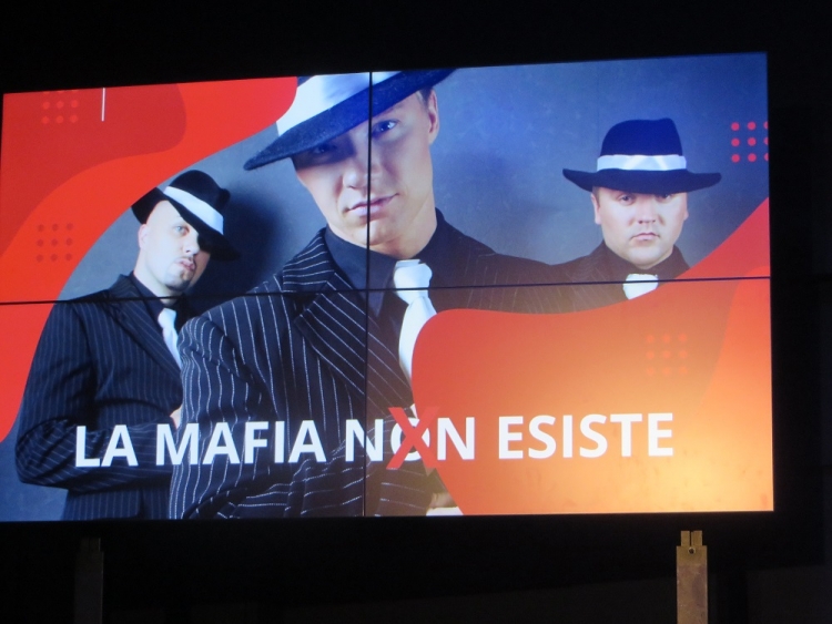 “LA MAFIA NON ESESTE” Un detto imposto da chi ha convenienza che non si dica la verità sull’esistenza del fenomeno criminale