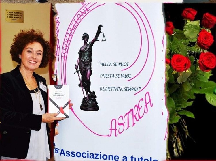 Al Teatro Trifiletti di Milazzo Domenica 25 Novembre è stata celebrata la GIORNATA INTERNAZIONALE CONTRO LA VIOLENZA SULLE DONNE con un evento organizzato dal Comune di Milazzo e dall’Associazione ASTREA “Amici delle donne”.